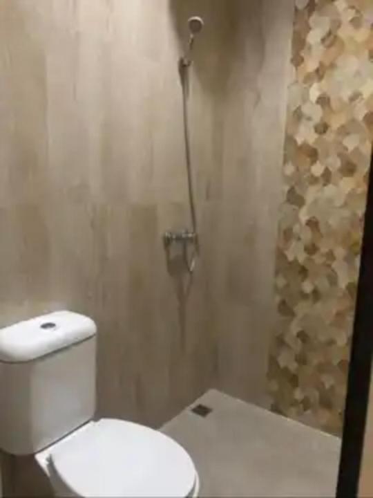 Phoenix Guest House Surabaya Exterior foto