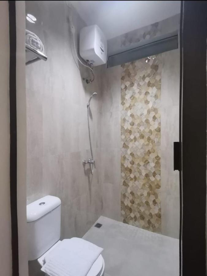Phoenix Guest House Surabaya Exterior foto